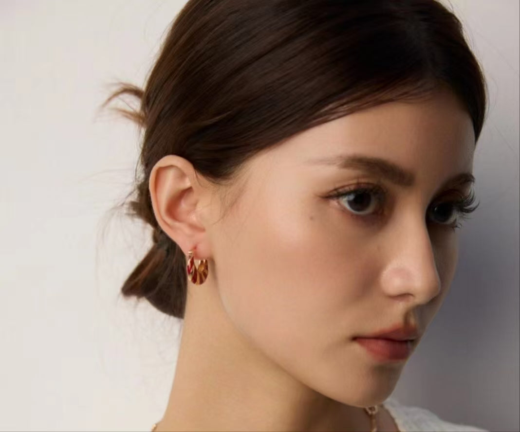 Minimalist Red Drip Glaze Earrings