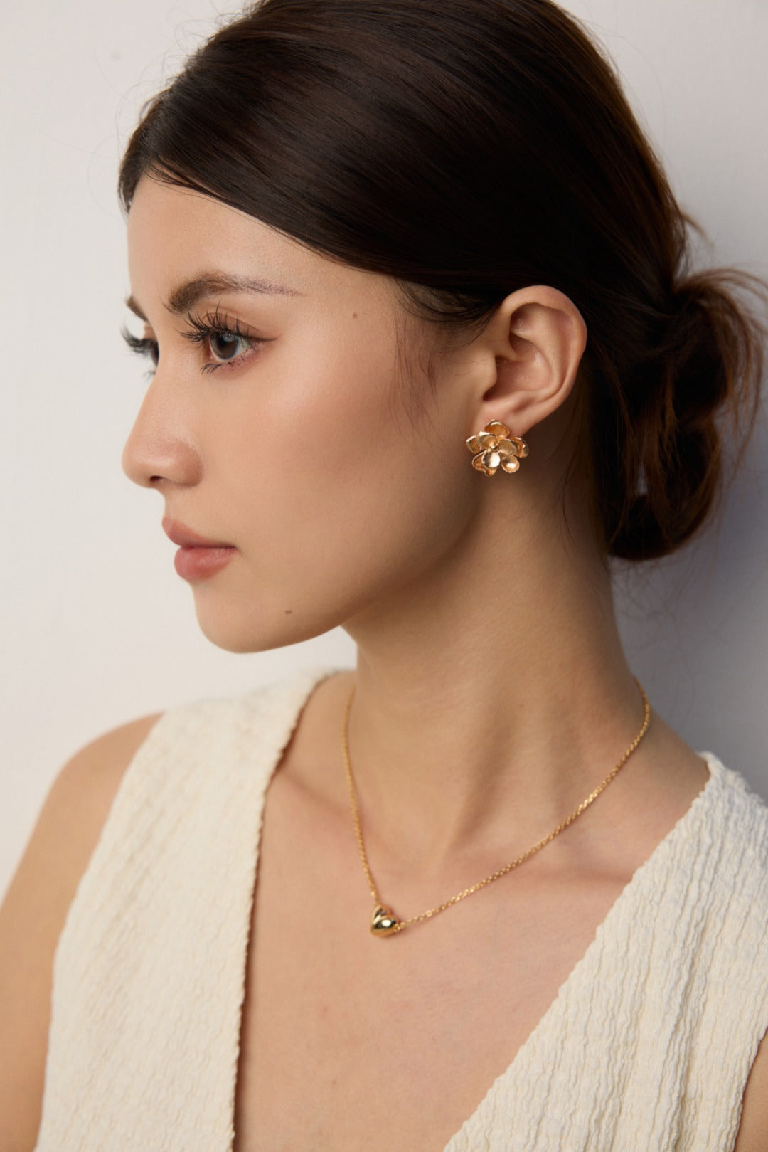 Flora Petals Vintage Gold Earrings