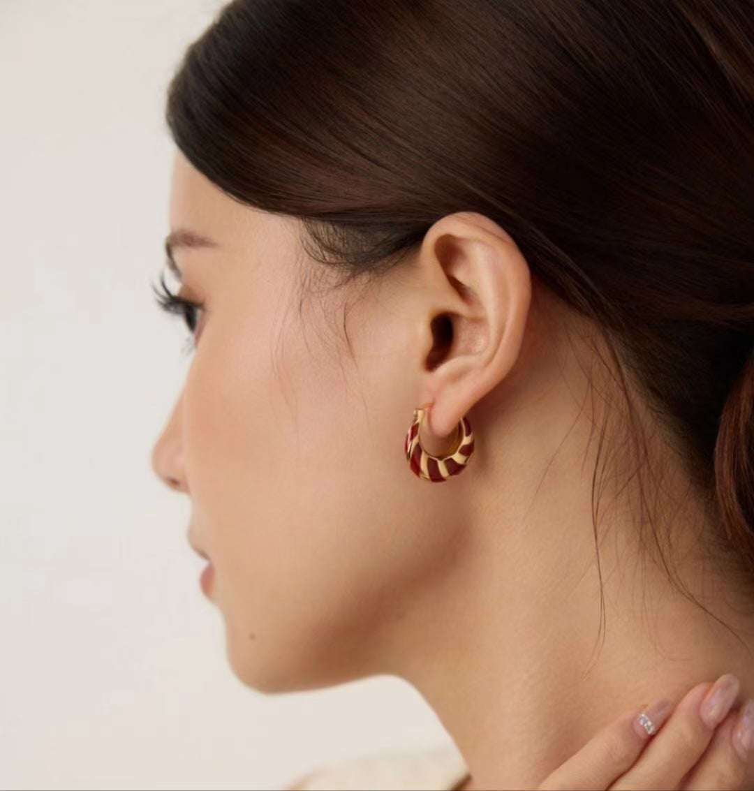 Minimalist Red Drip Glaze Earrings