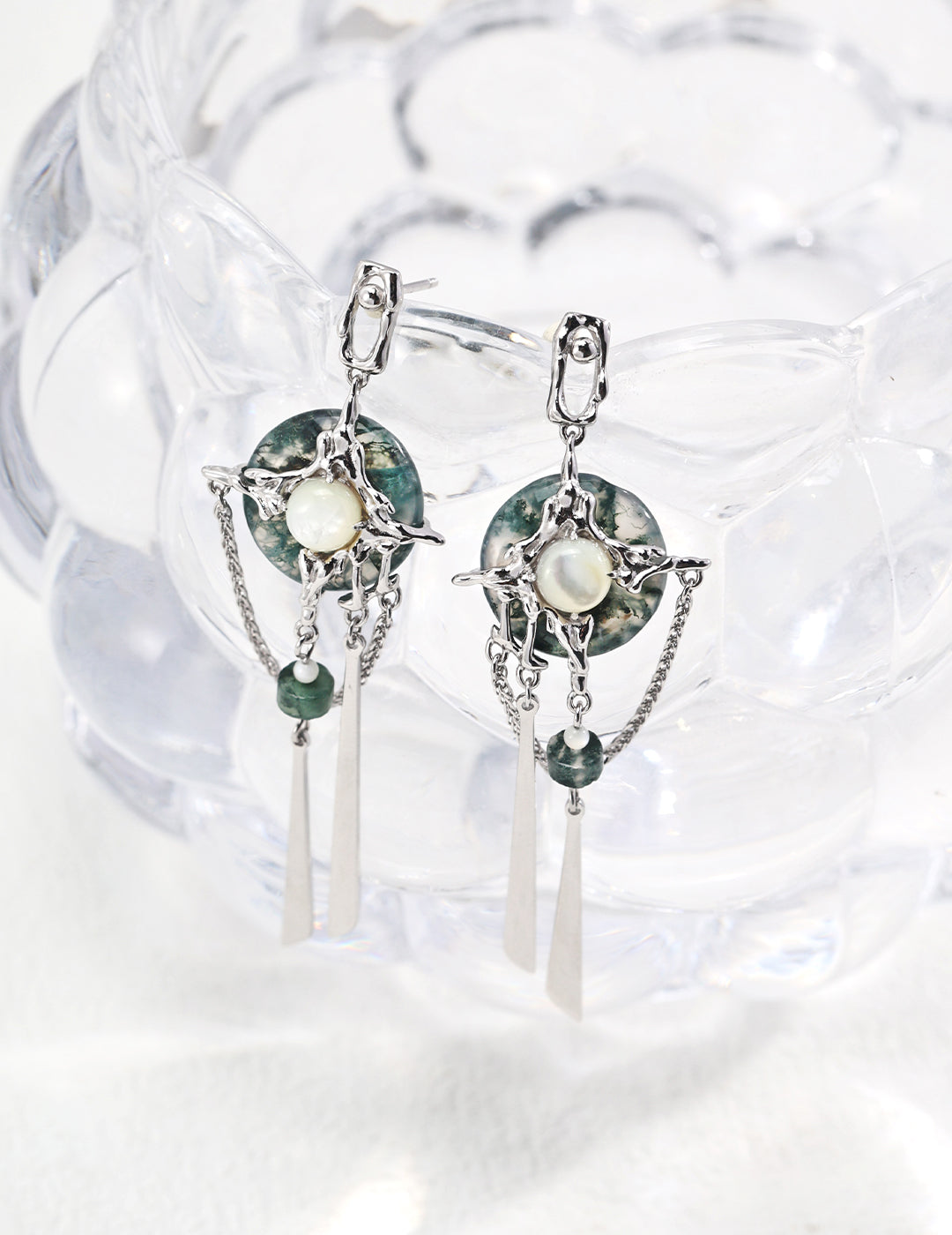 Traditional Chinese Water Grass Agate "Ping An Kou" Earrings